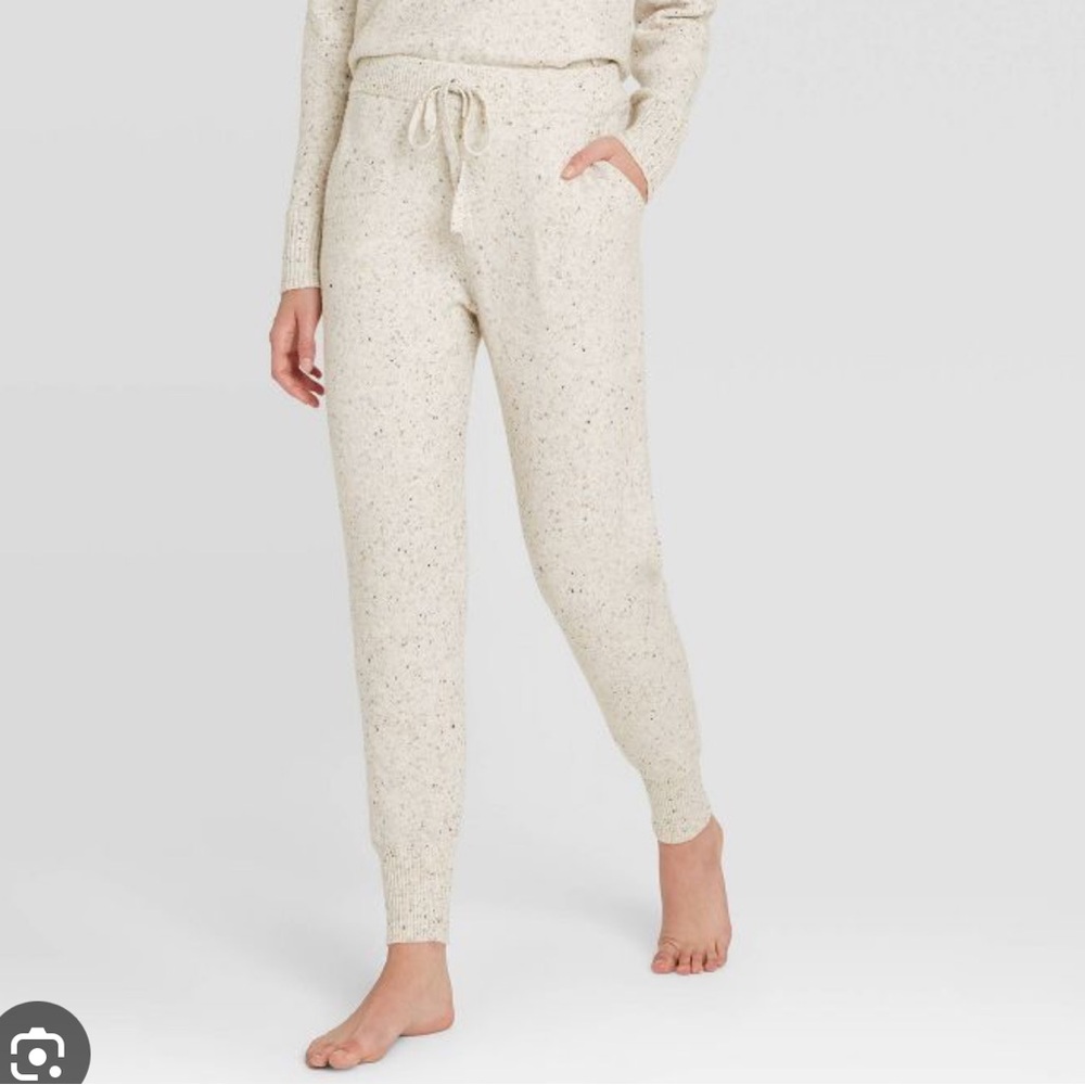 Stars above lounge sweater jogger xs
